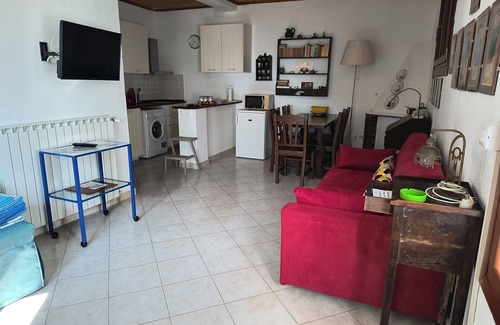 Alassio Apartment | Sea view, trekking, detached house with private garden