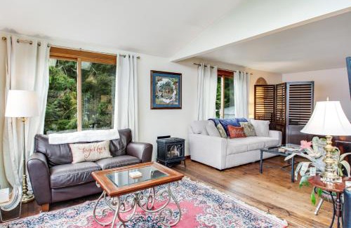 Seabeck House | Seabeck House & Cottage on Hood Canal