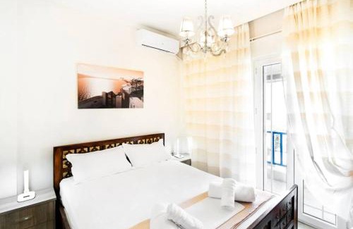 Nea Iraklia Apartment | Seafront 2 bedrooms apartment
