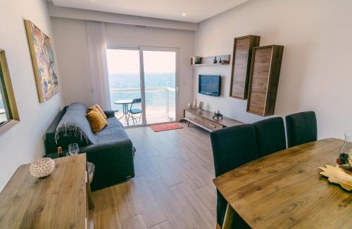 Marsalforn Apartment | Seafront Apartment No 10 Marsalforn