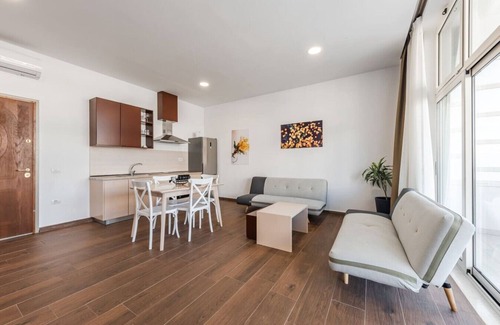 Qerek Apartment | Seafront Escape in Durrës - Mimoza