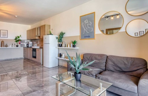 Marsaskala Apartment | Seafront fully equipped 4BR home with WIFI & AC
