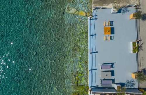 Kato Gatzea House | Seafront Karma Luxury - An Escape From Reality