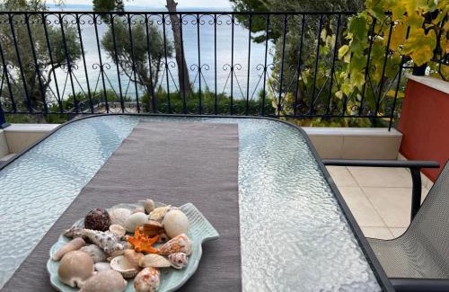 Elia Apartment | Seafront Loft - Akti Elia
