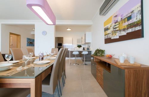 Sliema Apartment | Seafront Luxury Apartment, Pool and Great Location