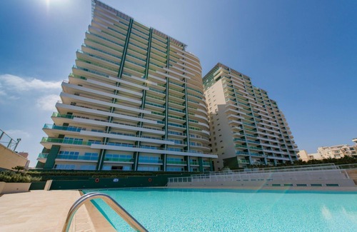 Sliema Apartment | Seafront Luxury Apartment Incl Pool