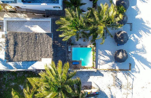 Pwani Mchangani Villa | Seafront villa and private pool