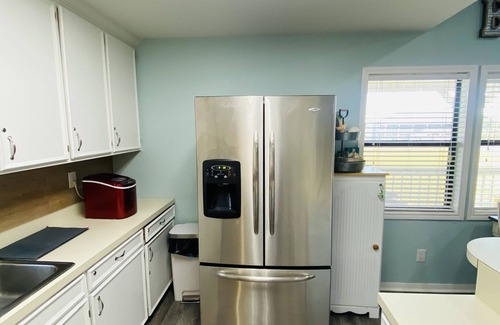 Crystal Beach House | Seaglass Cottage - A wonderful place to spend time with your family and friends!