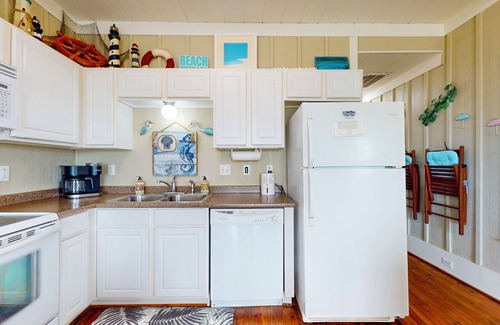 Port Bolivar House | Seagull Shores: 1 BR, 1 BA in Gilchrist, Sleeps 6