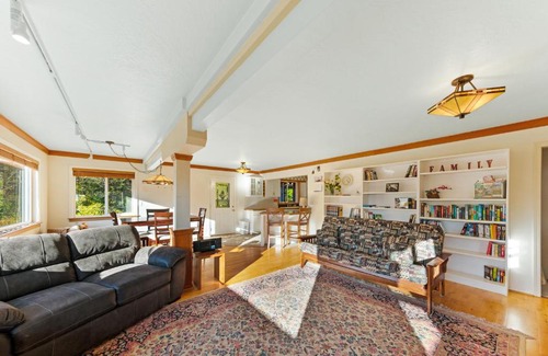 Seal Rock House | Seal Rock Getaway