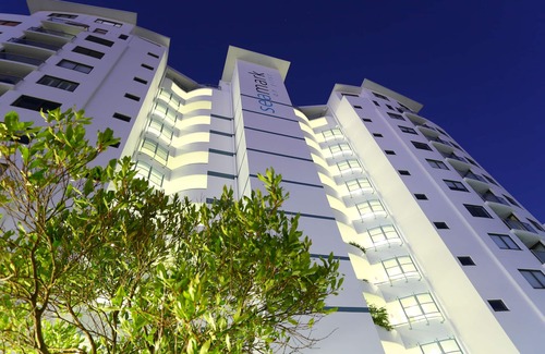 Mooloolaba Apartment | Seamark on First