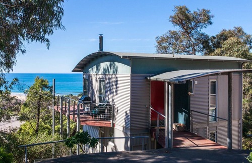 Lorne House | Seamist - Elevated With Amazing Outlook