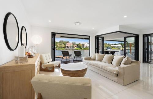 Noosaville House | Seamount Quay 22