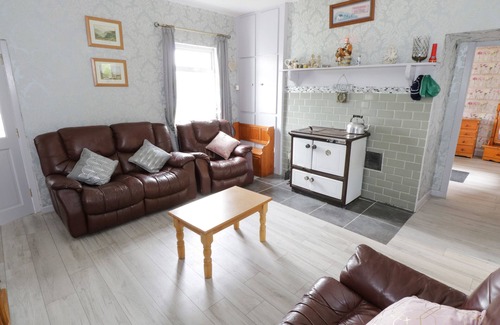 Glenisland Cottage | SEAN BHAILE, family friendly in Castlebar, County Mayo