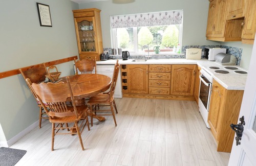Glenisland Cottage | SEAN BHAILE, family friendly in Castlebar, County Mayo