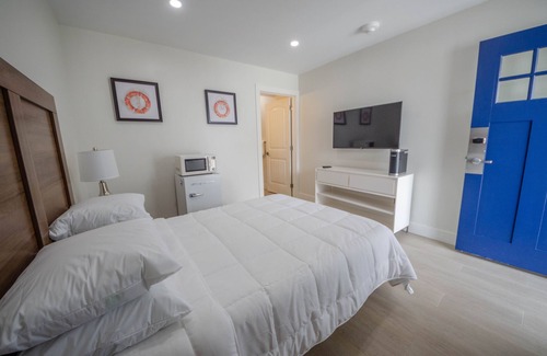 North Wildwood Hotel | Seaport Inn