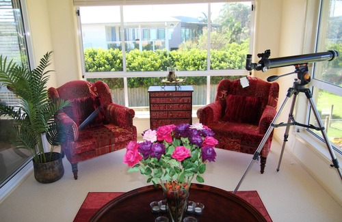 Long Beach House | SeaSands Luxury Escape