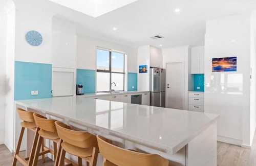 Christies Beach House | Seascape Christies Ocean Views