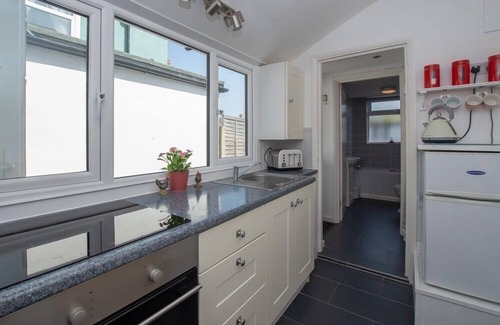 Deal Cottage | Seashell Cottage - 50 meters from the beach