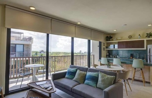 Isla Holbox Apartment | Seaside 2BR Penthouse with Pool & Ocean Views - C301