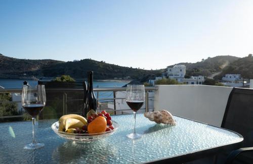 Kaloi Limenes Apartment | Seaside Apartment-George