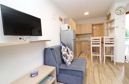 Podobuce Apartment | Seaside Apartments Hrkać - Studio Apartment with Terrace and Sea View 3