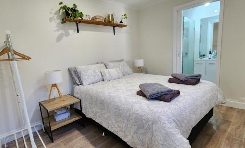 Victor Harbor House | Seaside Aura