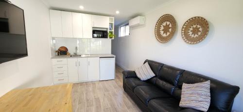 Victor Harbor House | Seaside Aura