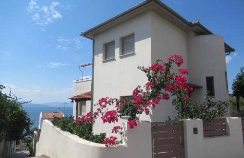Volos House | Seaside Boutique Villa