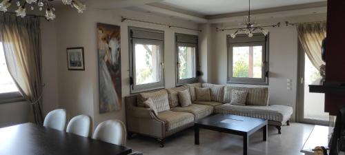 Volos House | Seaside Boutique Villa