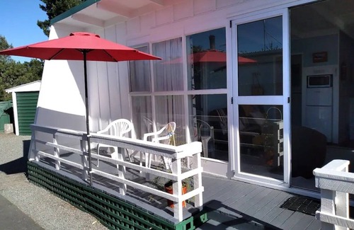Wakanui Cottage | Seaside Cottage - 15 mins to Ashburton.