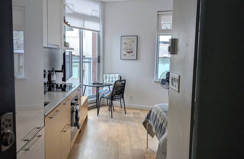 Downtown Victoria Condo | Seaside Escape