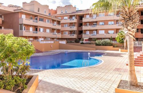 Puerto de Guimar Apartment | Seaside Escape, Pool & Terrace in Puertito Güímar