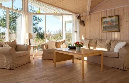 Knebel House | Seaside Escape in Helgenaes - By Traum Ferienwohnungen