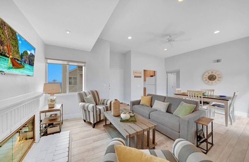 Dana Point Condo | Seaside Escape - Ocean Views of The Strands Beach! Restaurants! Fireplace!