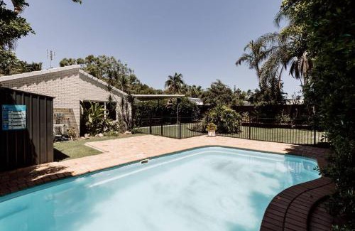 Mount Coolum House | Seaside Escape on 'Tanah'