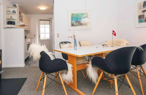 Trans House | Seaside Fun Retreat-By Traum