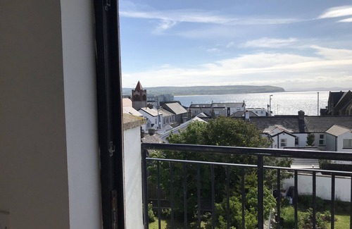 Portstewart House | Seaside Haven