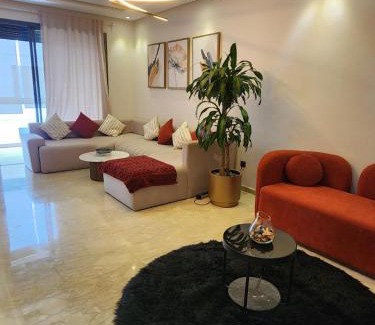 Tamariss Apartment | Seaside, Infinity Pools, Gym, Games, Wifi