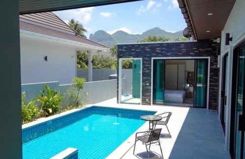 Sam Roi Yot Villa | Seaside Mountain Retreat