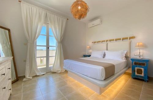 Plaka Villa | Seaside Naxos Holiday Villas