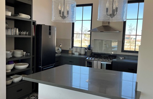 Laguna Shores House | Seaside Oceanfront home La Oficina