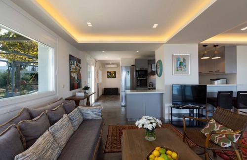 Psalidi Villa | Seaside Private Beach Villa 3BR w/3.5 BA