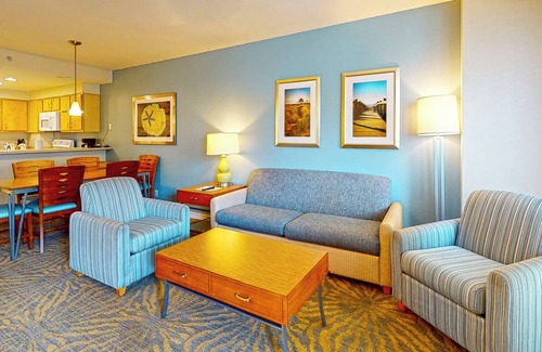 Seaside Gilbert District Condo | Seaside Resort - Deluxe 2 Bedroom 2 Bath - Assignment 8