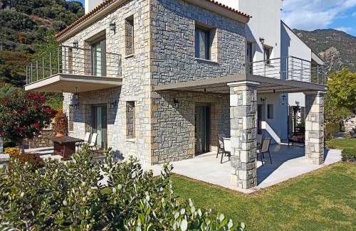 Dorida House | Seaside retreat house