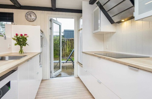 Bjert House | Seaside Retreat with Swing - By Traum Ferienwohnungen