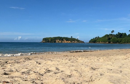 Cerro Gordo Apartment | Seaside Sanctuary: Bright & Airy 2BR by the Beach