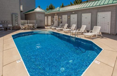 Sandbridge Apartment | Seaside - Sand Dollar C-103