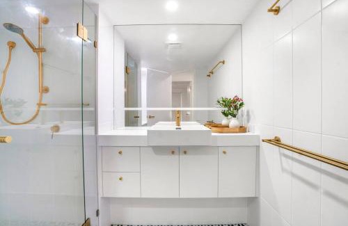 Alexandra Headland Apartment | Seaside Serenity at Alex Heads