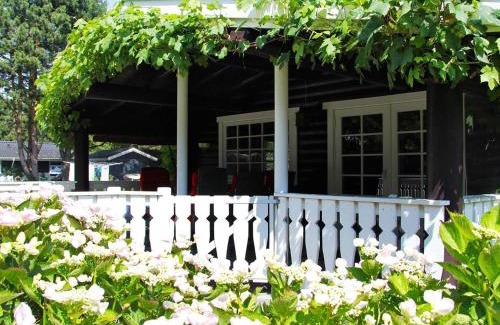 Skodshoved House | Seaside Serenity at SkAdshoved-By Traum